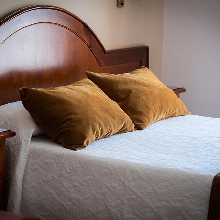 Hostal Cabo Roche Кониль-де-ла-Фронтера Экстерьер фото